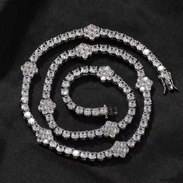 UWIN Full Ice VVS Moissanite Flower Tennis Collar Chain Necklace Hip Hop Women's Light Luxury Jewelry