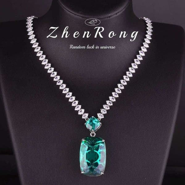Luxury Geometric Pendant Necklaces Full with Light Green Cubic Zirconia New Trendy Women's Neck Accessories Wedding Jewelry