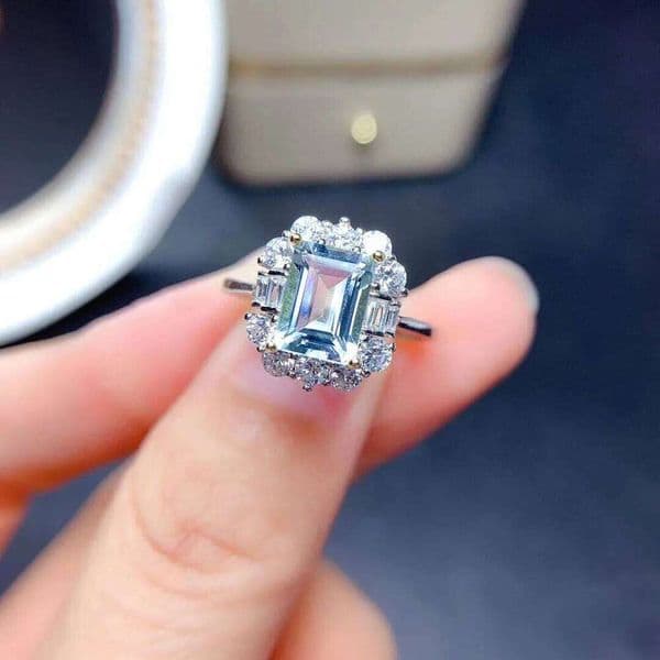 Vintage Elegant Blue Synthetic Topaz Stone Women Wedding Zircon Imitated Colorful Gem Luxury Ring Fine Jewelry Gift