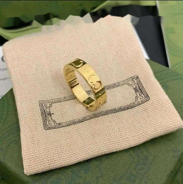 Popular Fashion Designer Ring Mens Titanium Steel Silver Rings Engagements For Womens Jewelry Luxurys Love Letter Plated With Box Gift 401