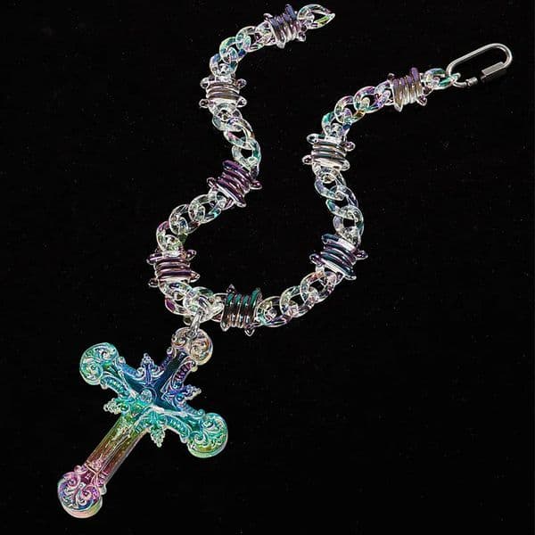 Trendy Acrylic Transparent Big Jesus Christ Cross Pendant Necklace for Men Hiphop Brambles Wire Necklaces Fashion Male Jewelry 251230