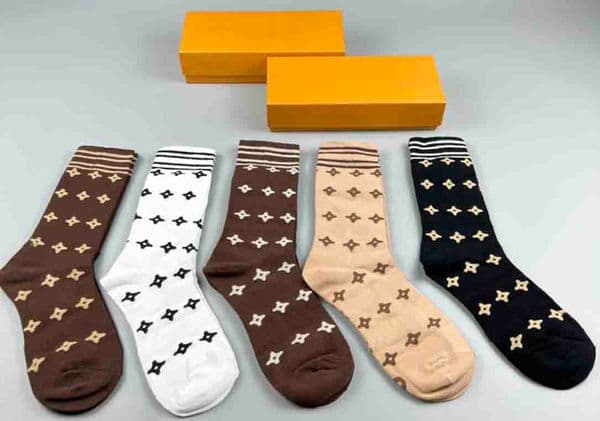 High quality Fashion Short Sport Socks Street Style Stripe Sports Basketball Sock For Men and 5pcs mens designer Mixed loading