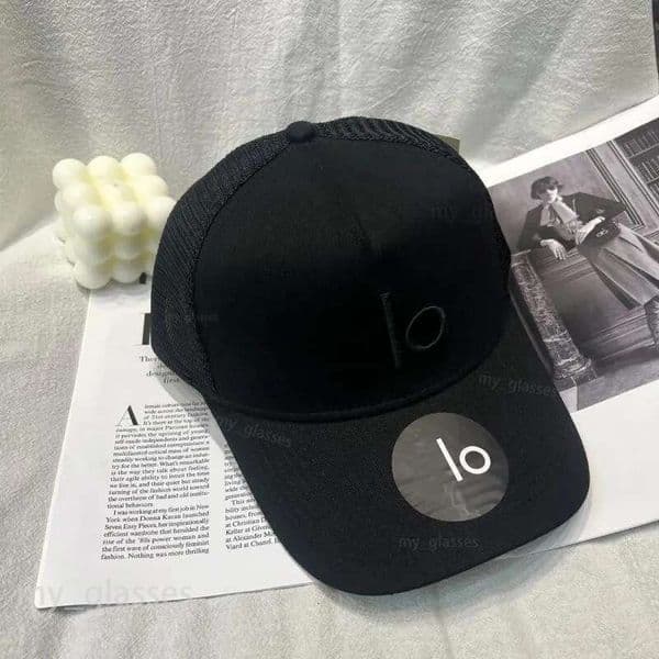 Free Shipping Unisex Designer Baseball Caps For Womens And Mens Mesh Hats Breathable Sunscreen Couples Sports Golf Cap Ball Cap Yoga Baseball Summer Hat