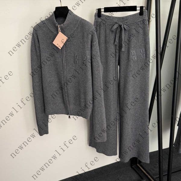 Luxury women sweatpants girls tracksuit designer clothes women letter long sleeved knitted cardigan zipper jacket+high waisted knitted pants A792X16N019