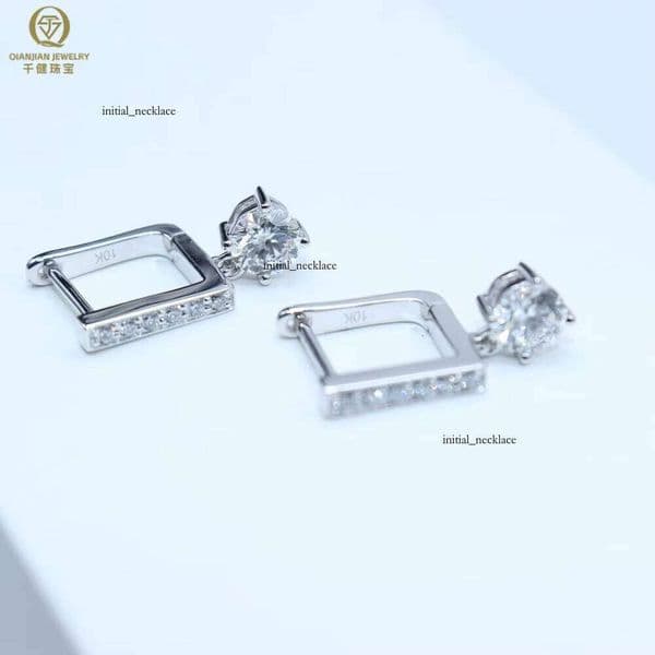 Custom Luxury 10k Gold DE/VVS 5mm Lab VVS Moissanite Earrings Round Jewelry, GRA Suitable Weddings and Parties for Women