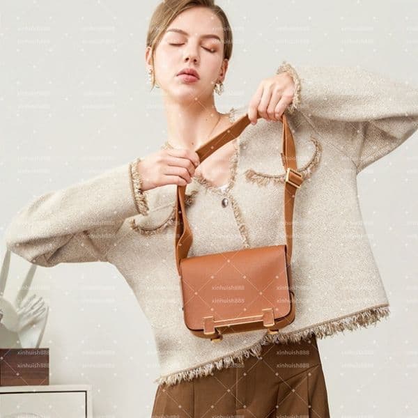 Geta Wooden Clogs Bag - Wide Shoulder Strap Crossbody Bag - New Style Versatile Women's Small Square Bag - Fashionable Single Shoulder Crossbody Bag