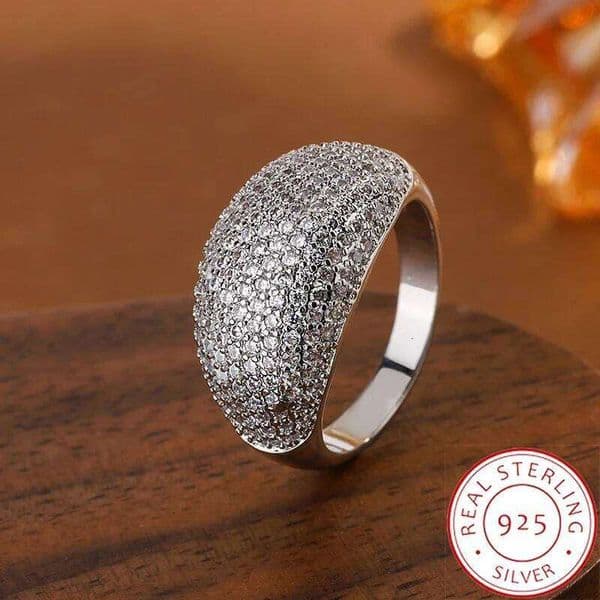 Stylish Zircon Shape Ladies Shiny AAA Offers A Choice of Size Ring Jewelry for Anniversary Gift Accessories
