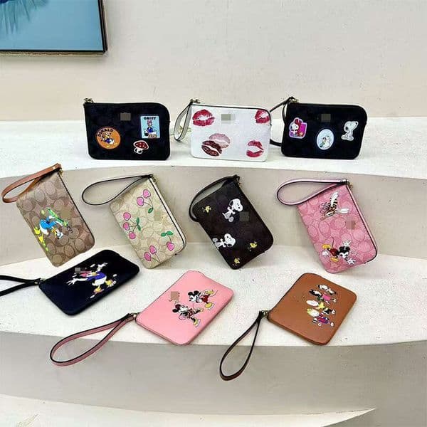 2026 Coa Cher Bag Designer Quality Shoulder Lady Designer 10A Tabby Bags Women Tote Handbag Purse Leather Rice Flour Cake Crossbody Fashion Soft Envelope Satchel Bag