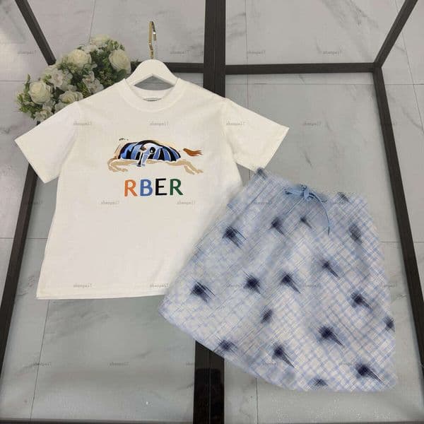 Top baby T-shirt set Summer tracksuits kids designer clothes Short sleeve tshirt and Blue stripes shorts A156X05N039-b