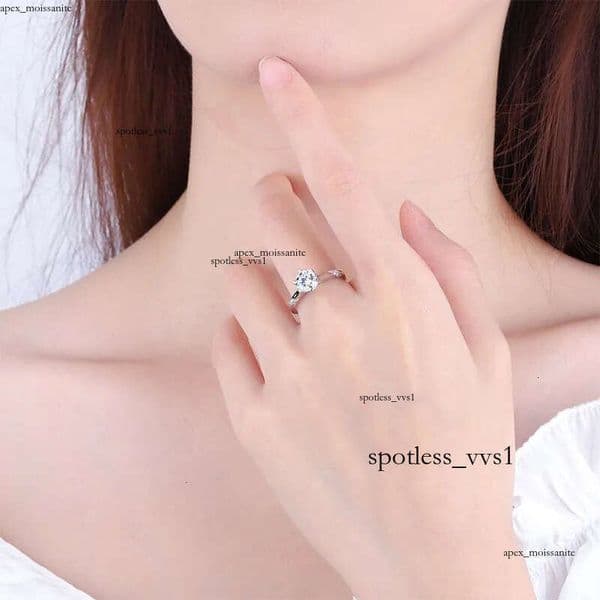 luxury GRA rings designer women 925 sterling silver inlaid VVS1 pass diamond tester moissanite for womens engagement wedding ring luxe jewelry woman US size 5-9