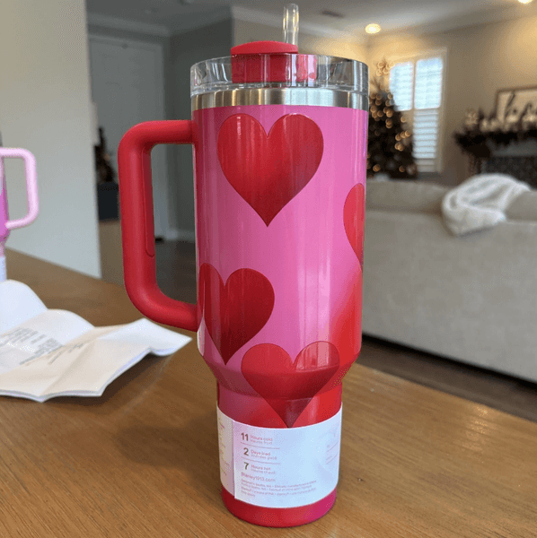 2026 New Water Bottle 40Oz Tumbler Target outdoor Valentines Day Powder Pink Rouge Red Heart Mugs 20Oz Cups Gift Limited Edition With Straw Free Shipping