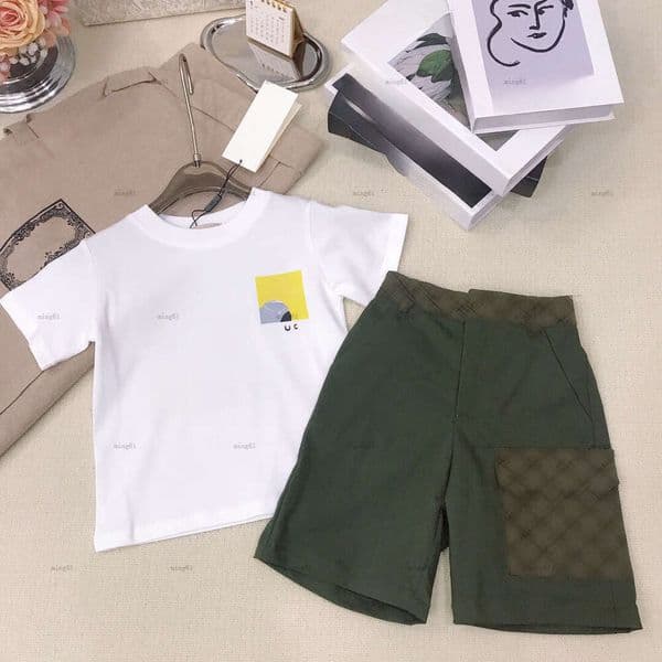 Brand baby T-shirt set Summer two-piece boys girls tracksuits kids designer clothes Short sleeve and shorts A162X05N153