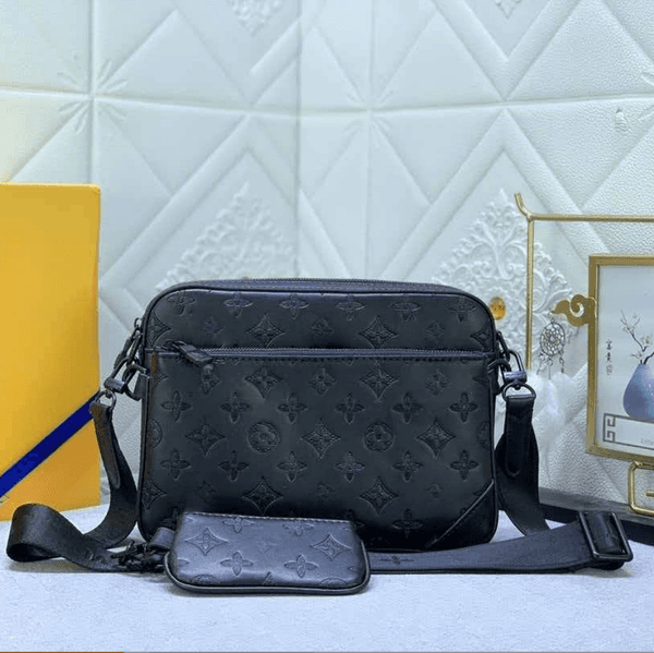 2026 Hot Mens Printed Shoulder Fashion Men's Leather Briefcase Bolsas Letter Make Wedding Dress Commercial Crossbody Bag Handbag