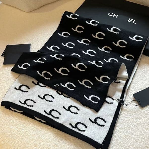 Scarves Designer scarf for women new cashmere material winter warm and cold soft touch full letter scarf daily wear popular fashion scarf two sides color sizes30-180