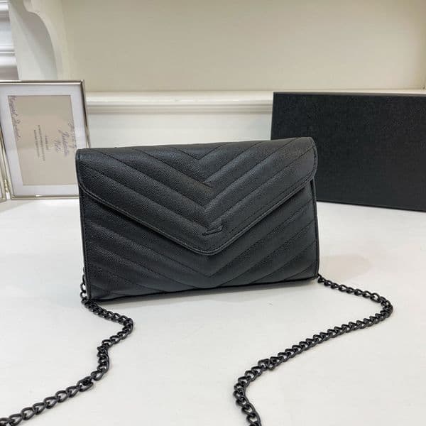 Designer bag LOU Envelope Bag New Fashion Luxury Bag Crossbody Bag Handbag Women's Casual Handbag Chain Crossbody Bag Women's Mini Large Capacity