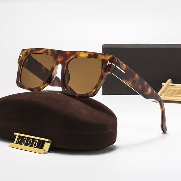 Mens sunglasses Designer Sunglasses Outdoor sunglasses Shades Fashion sunglasses Classic Lady Sun glasses for Women Luxury Eyewear Color Optional Black Box T - Logo
