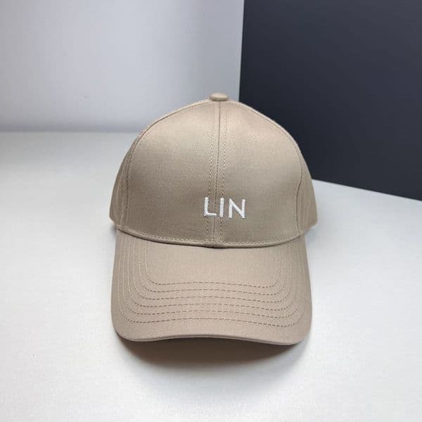 Men hat Fashion Unisex Baseball Cap women with Metal Logo Patch Casual Outdoor Sun Hat for Men and Women1