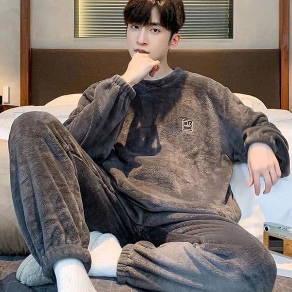 Flannel Thickened Pajamas Set Mens Winter Warm Solid Long Sleeve Pants Oufits Loose Plush Comfort Sleepwear Loungewear 260106BANJIA