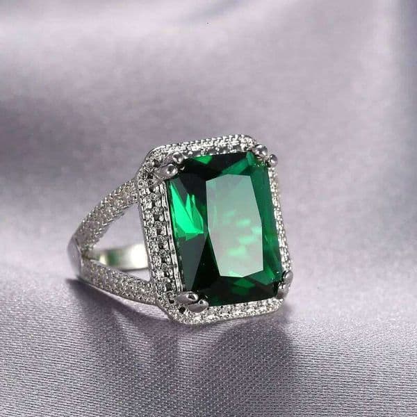 Vintage 100% silver color Wedding Engagement Women Ring with big square green crystal rings Jewelry Wholesale