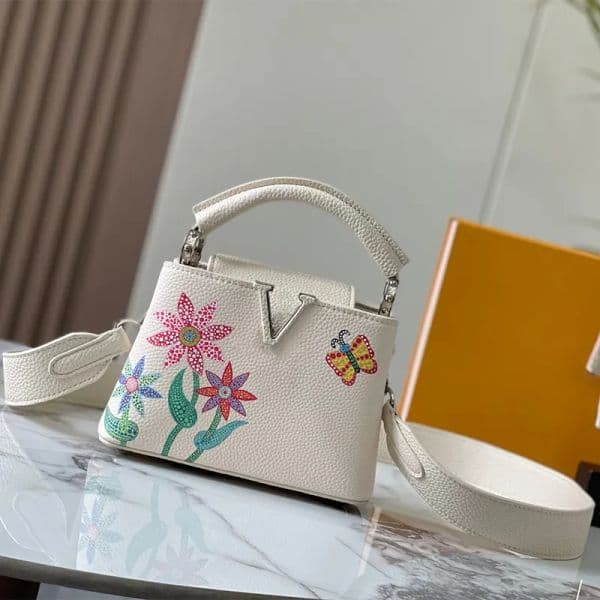Designer bag tote bag shoulder bag luxurys handbags woman Capucines BB Bag Leather flowers leather chains Bags Flap Cross
