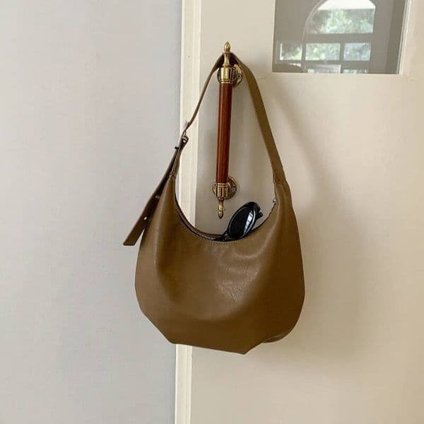 SIJIFSHANG Fashion Cloud Wrinkled Shoulder Soft PU Leather Retro Large Capacity Women Handle Comfortable and Versatile Pillow Bag