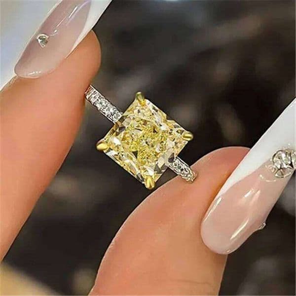 Exquisite Silver Color Square Yellow CZ Finger Ring for Women Elegant Wedding Band Accessories Gift Statement Jewelry