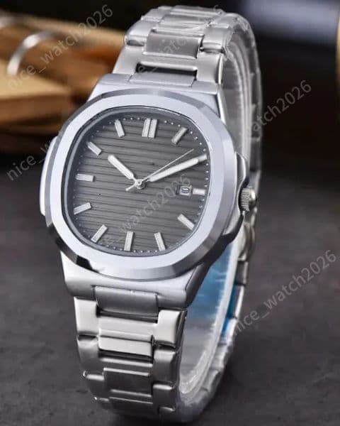 AAA Patekdly Philipely 5711 Watches High Quality Luxury Mens Pateke Philipelys Watch Man Patekly Philippetys Wristwatch Designer Watch Automatic Movement 4D2