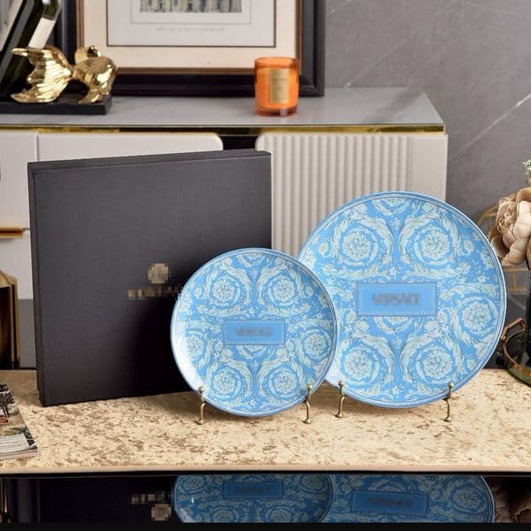 Classic European Ceramic Plates Set Of 2 - High-Quality Tableware For Dining And Decoration B5