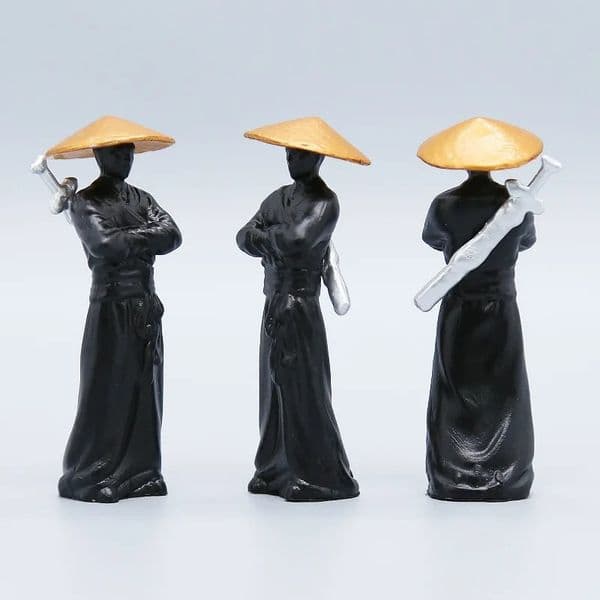 5CM Mini Chinese Swordsman Figure Exquisite Ancient Kung Fu Car Statue Ornament Cartoon Swordsman Miniatures Home Desk Decor 260106