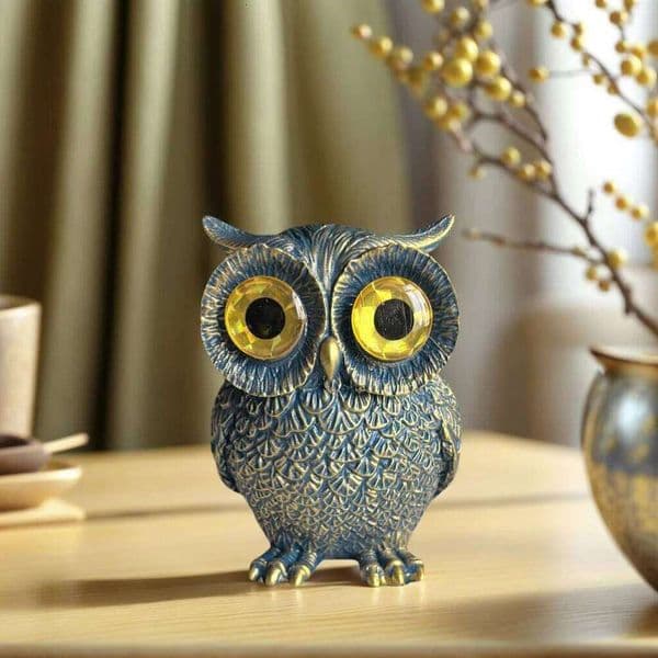 1 Piece Retro-Style Cute Big-Eyed Owl Figurine, Creative Desktop Decoration Resin Craft, Adds Artistic Flair, Full of Details 26H0107
