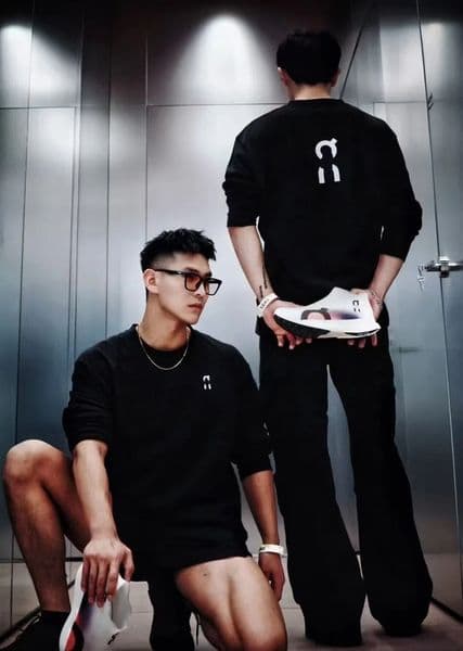 Men's T Shirts Long Sleeve For Men Women Designer Outdoor Sport Running Breathable Solid Color Athleisure Tops