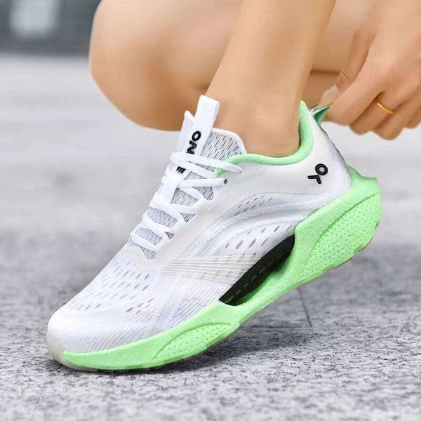 High end casual shoes Women's Autumn Breathable Single Mesh Ultra-light Running Shoes Men's Anti-slip Wear-resistant Cushioning Couple's Sports Shoes