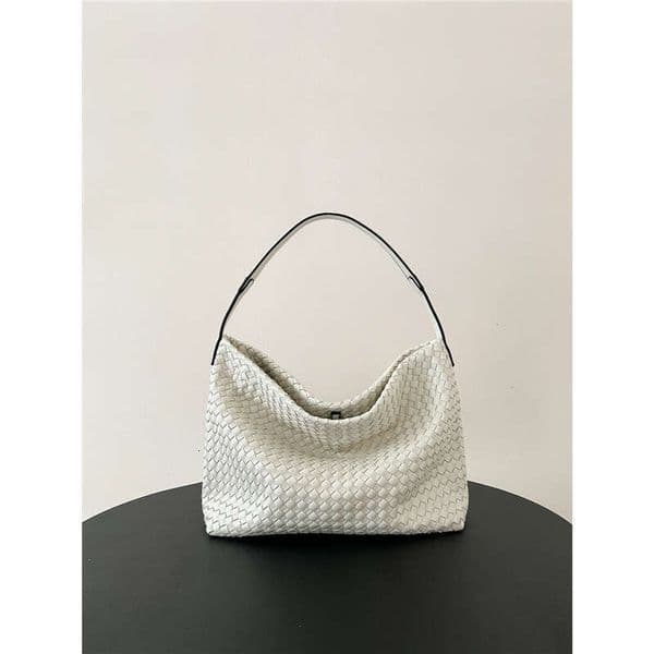 Totebag Shoulder ROSE NOIRE Handheld Woven Tote For Women New Large Capacity Commuter Versatile Underarm Crossbody Bucket Bag