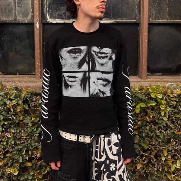 Unisex Dark Street Punk Long Sleeved T-shirt American Letter Print Top for Men And Women