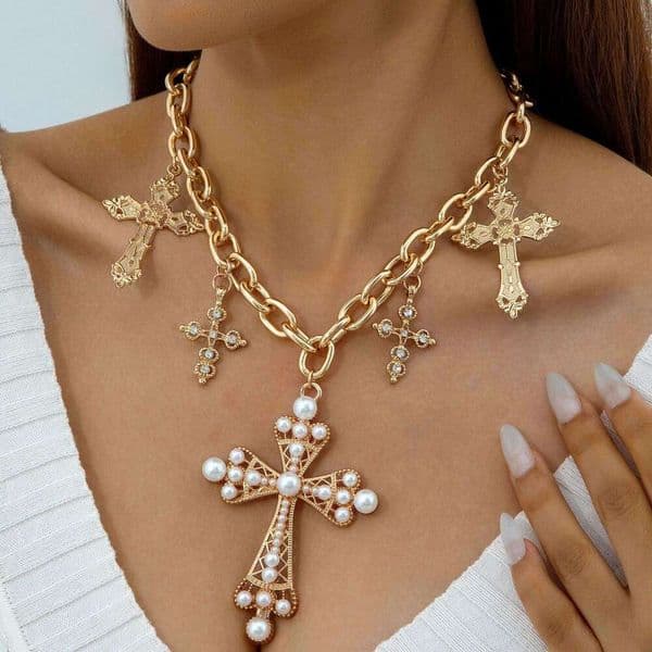 European And American Jewelry Personality Hip-Hop Metal Style Retro Inlaid Diamond Exaggerated Cross Pearl Necklace