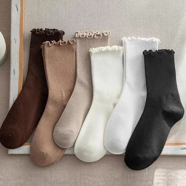 16 PairsLot Womens Ruffled Mid Length Socks Breathable Solid Color Set Spring And Autumn Comfort Sweatabsorbing Girls 260107