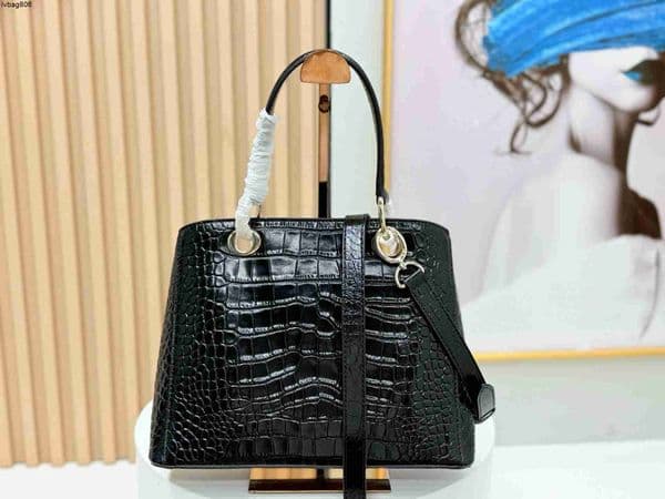 Tote Genuine Leather Tote for Womens Handbag Purses Comes with Shoulder Strap and Top handle