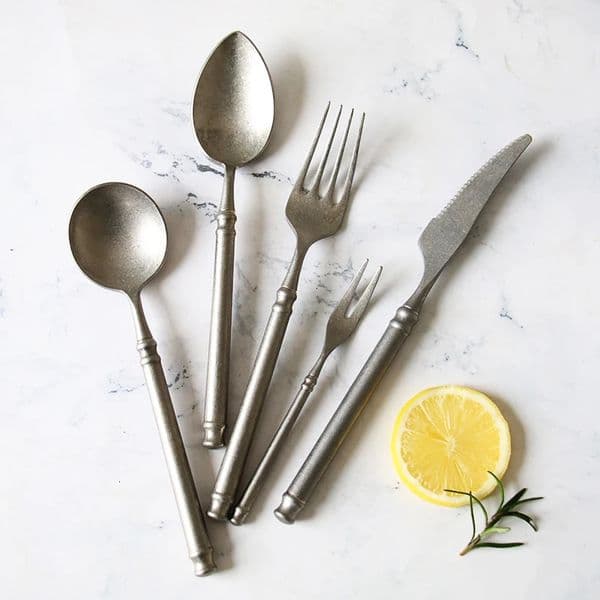 Retro Scrub 304 Stainless Steel Flatware Kitchen Cutlery Set Steak Knife Fork Spoon Dessert Vintage restaurant 260107