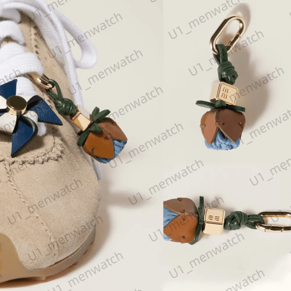 Flower tassel designer keychain Bag Charm keychains top Car Key Chain Men Women Buckle jewelry Keyring Bags Pendant Exquisite L2605254KFD