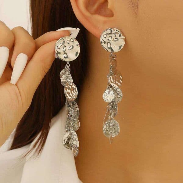 Vintage Personality Long Disc Tassel Pendant for Women Fashion Metal Circular Statement Party Earrings Charms Jewelry