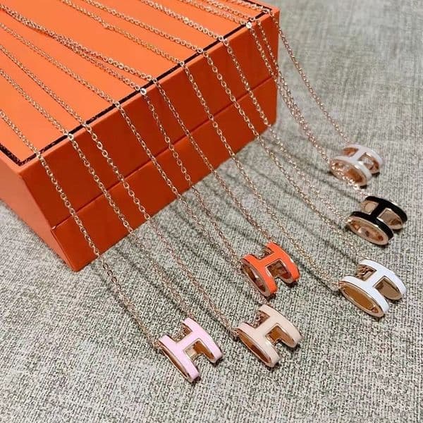 Designer necklace Classic Luxury Pendant Necklaces Women Letter Necklace designer jewelry Holiday Gift