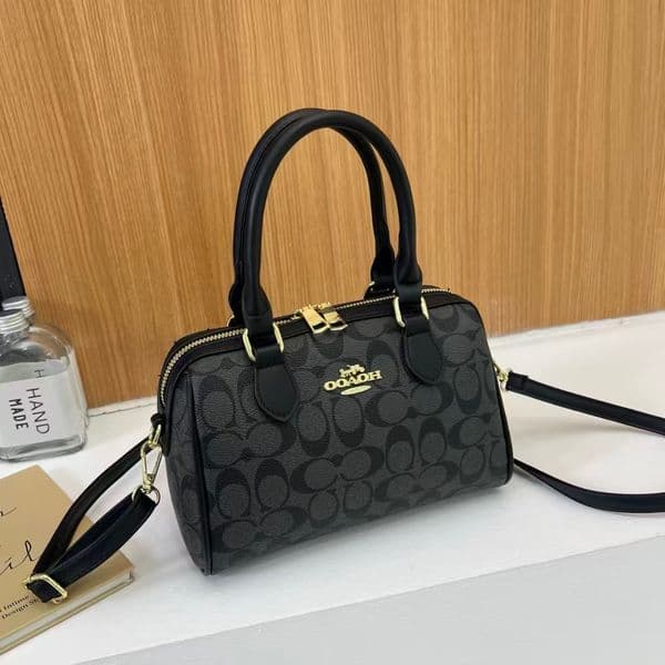 Designer Bags Luxury Bags Pillow Bag Shoulder Bags Elegant Fashion Handbags Premium Women's Hangbags Multi-Function Wallets Casual Tote Bags Commuter Bags