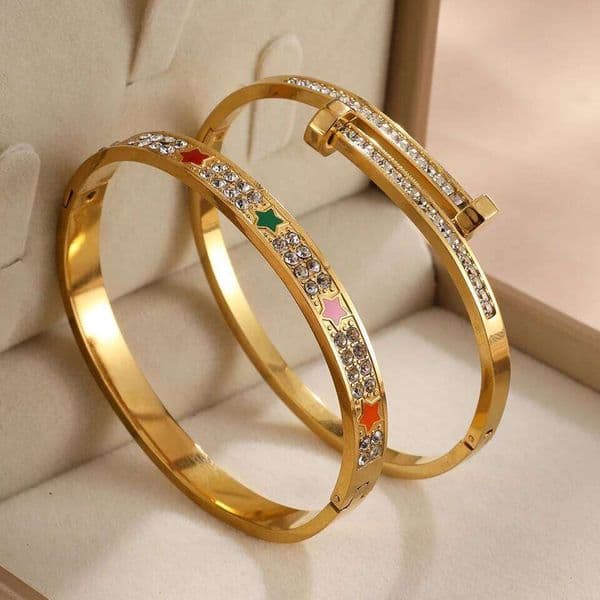Yupsk 2Pcs/Set Sparkling Rhinestone Five-pointed Stars Decorated Stainless Steel Bracelet for Women Couples Versatile Jewelry
