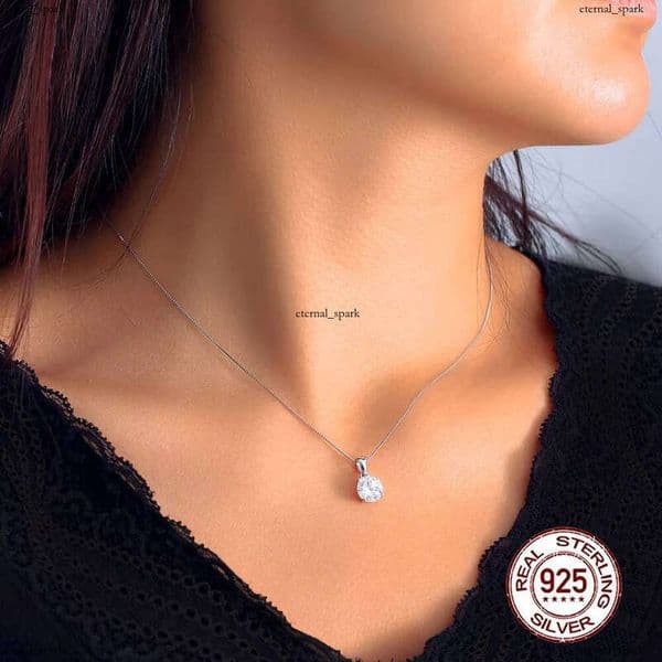 Classic Simple Boutique Jewelry Single Round VVS Moissanite Sterling Sier Box Chain Pendant Necklace Women's Gift 55