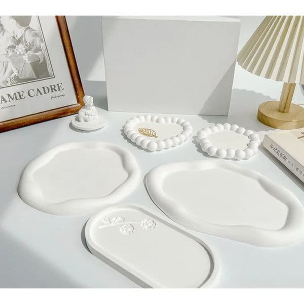 Decorative Prop with Irregular Cloud-shaped Tray Multipurpose Irregular Plaster Tray for Jewelry and Home Decor 260104