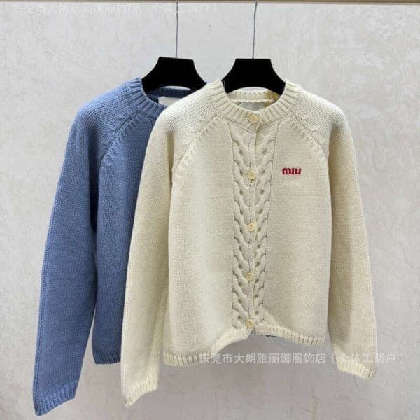 Designer Shenzhen Goods ~ High Version M Brand 25 Early Autumn New Style Solid Color Simple Knitted Long Sleeve Cardigan faa2 ff35 8f37