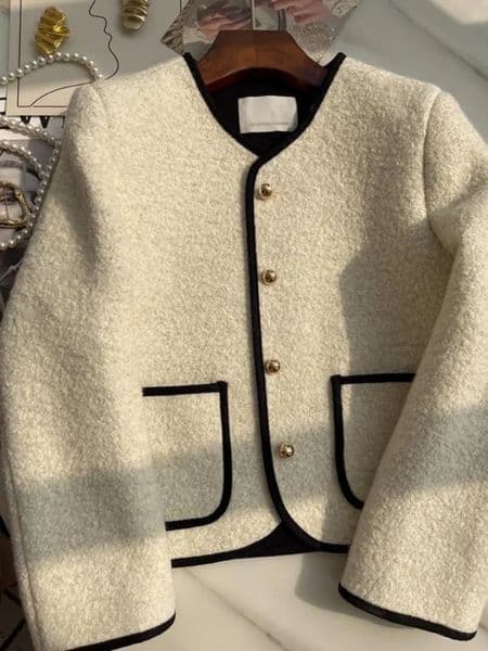 Spring Elegant Style White Small Fragrant Coat For Women Short And Tall High End Western Style Top 260104