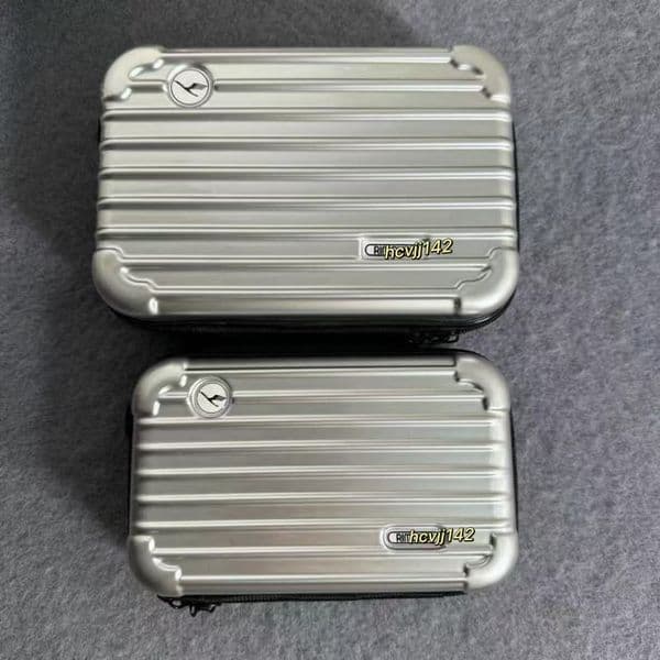 bogg bags airline toiletry bag mini makeup bag storage bag geneva gift lufthansa waterproof PC handbag hard