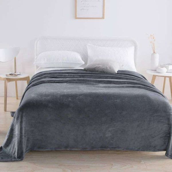 Flannel Spring Autumn Extra Soft Comfortable Nap Shawl Blankets Solid Warm Multi-functional Skin Friendly Throw Blanket XJ260112