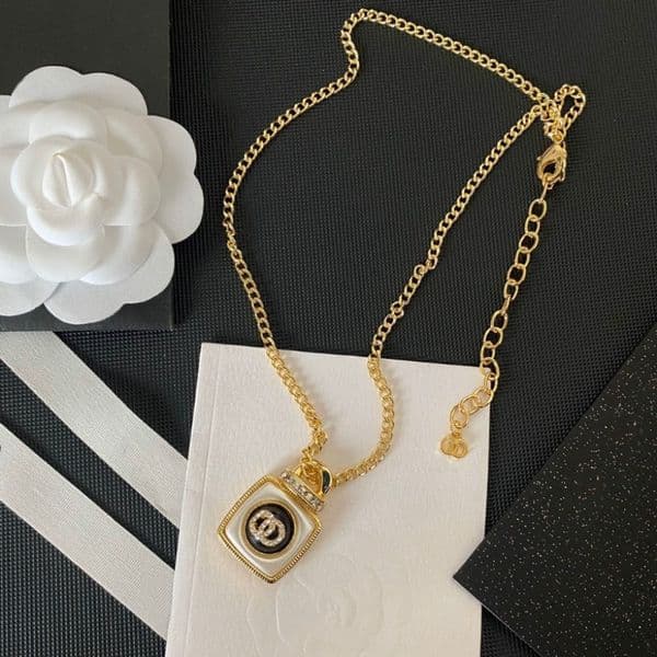 Gold Tone Perfume Bottle Pendant Necklaces With Crystal Signature Accents Elegant For Daily Chic Occasions High - Quality Jewelry Gift For Her